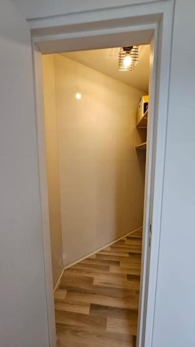 Chambres D'Hotes "The Lake House" - 20 Min To Paris By Metro Creteil Luaran gambar