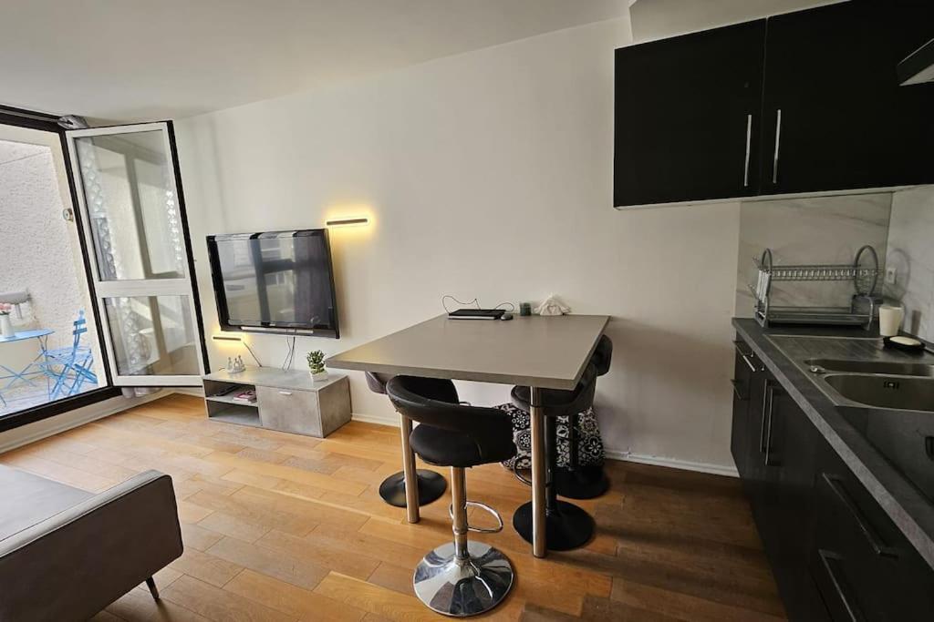 Chambres D'Hotes "The Lake House" - 20 Min To Paris By Metro Creteil Luaran gambar