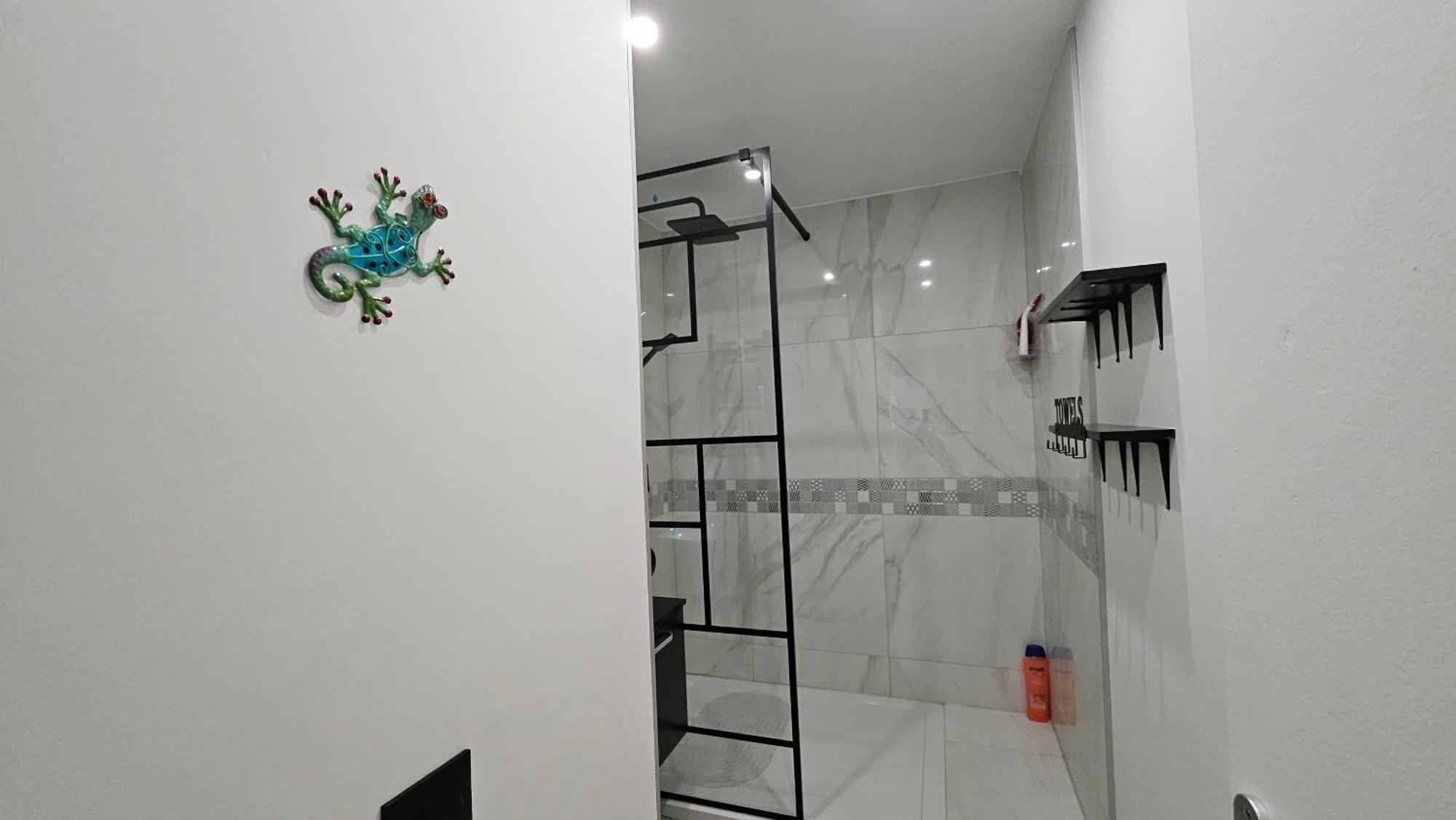 Chambres D'Hotes "The Lake House" - 20 Min To Paris By Metro Creteil Luaran gambar