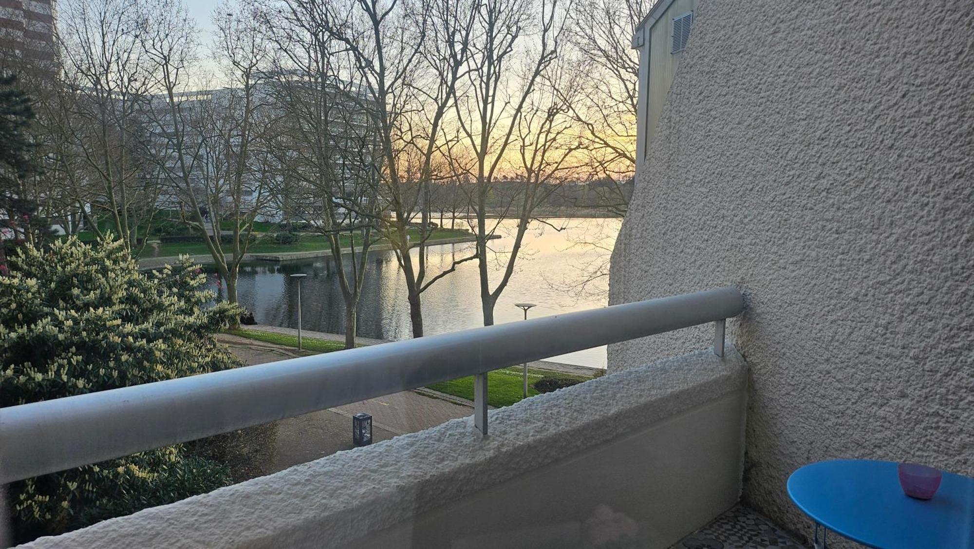 Chambres D'Hotes "The Lake House" - 20 Min To Paris By Metro Creteil Luaran gambar